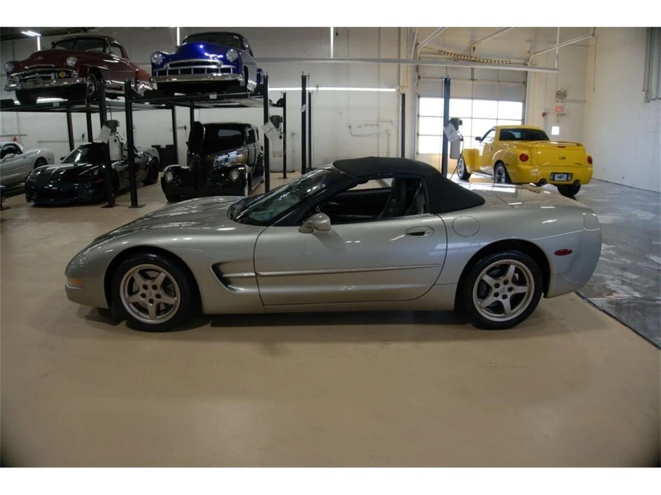 2001 Chevrolet Corvette C5 - Image 2 of 31