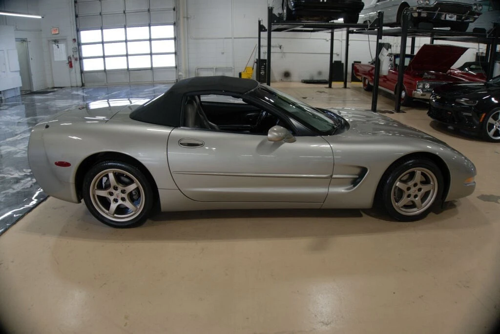 2001 Chevrolet Corvette C5 - Image 6 of 12
