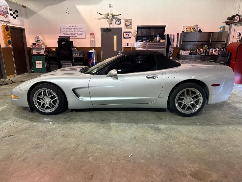 2001 Chevrolet Corvette C5 - Image 21 of 31