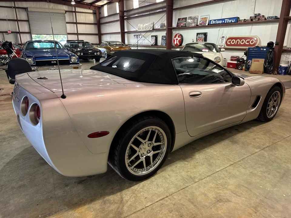 2001 Chevrolet Corvette C5 - Image 13 of 31