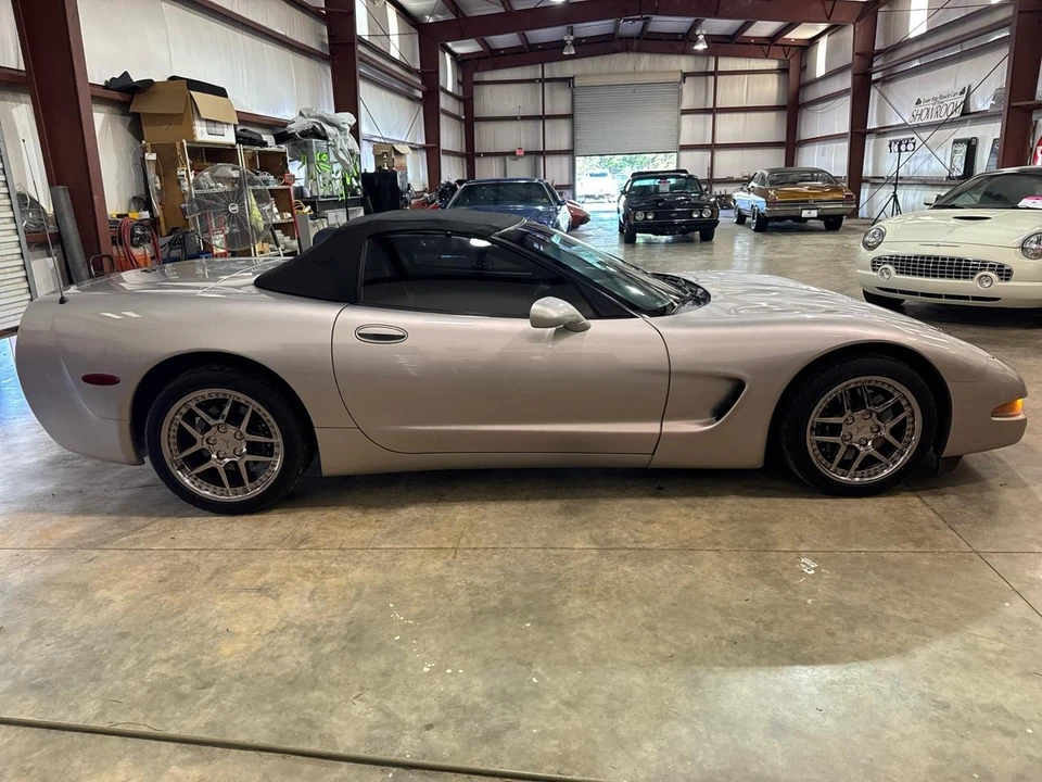2001 Chevrolet Corvette C5 - Image 11 of 31