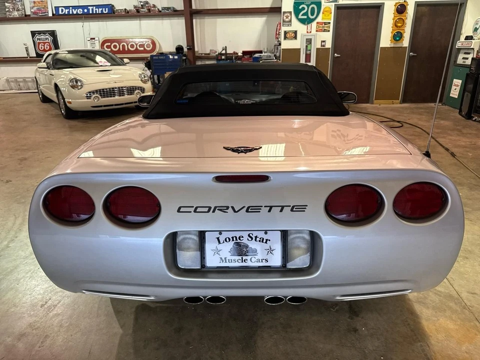 2001 Chevrolet Corvette C5 - Image 17 of 31
