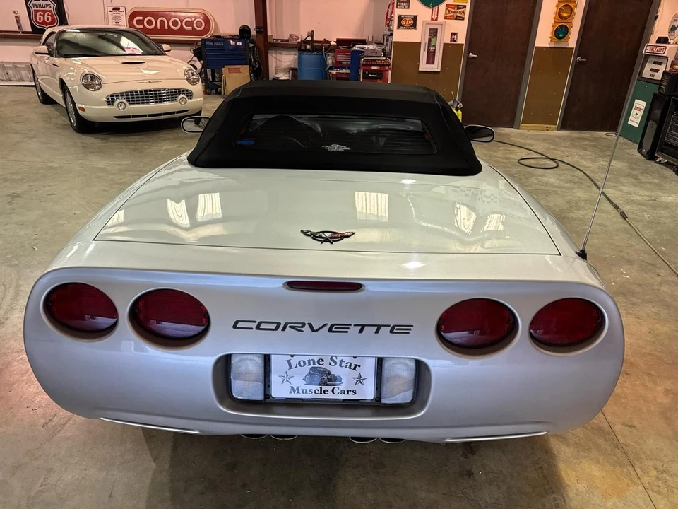 2001 Chevrolet Corvette C5 - Image 18 of 31