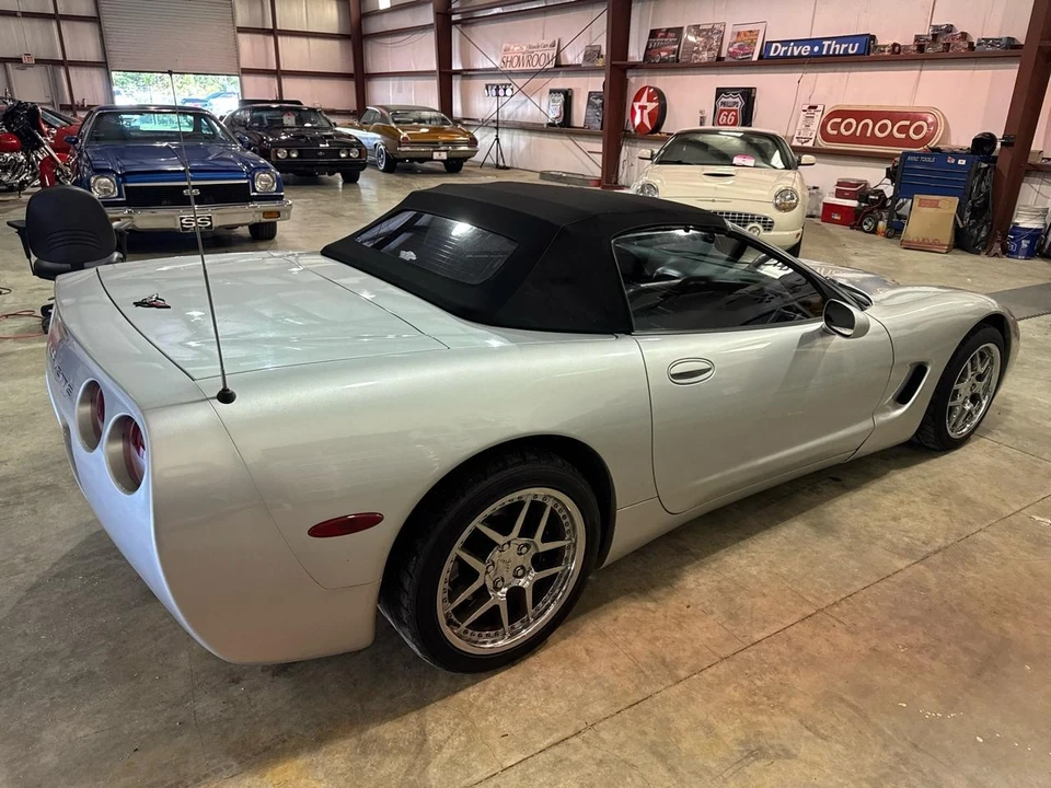 2001 Chevrolet Corvette C5 - Image 14 of 31