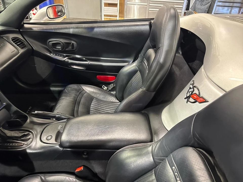 2001 Chevrolet Corvette C5 - Image 28 of 31