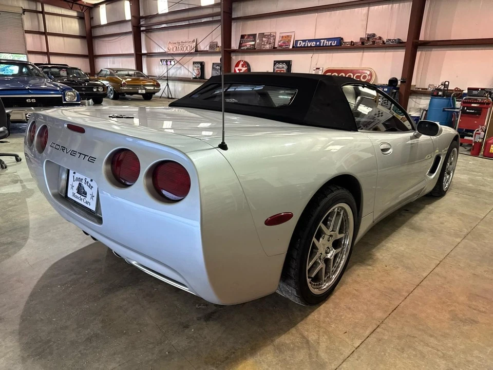2001 Chevrolet Corvette C5 - Image 16 of 31