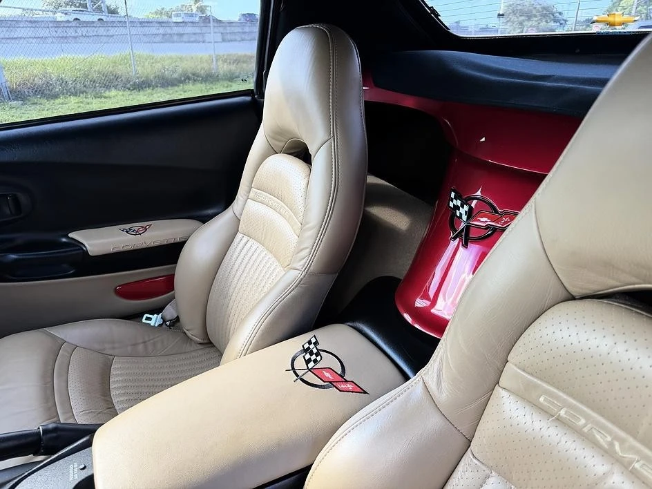 2001 Chevrolet Corvette C5 - Image 27 of 31