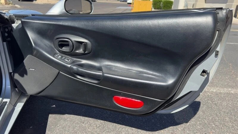 2001 Chevrolet Corvette C5 - Image 23 of 31