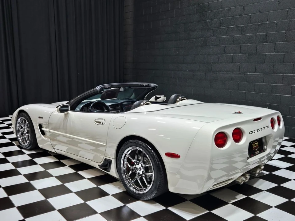 2001 Chevrolet Corvette C5 - Image 6 of 12