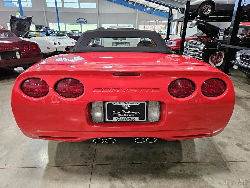 2001 Chevrolet Corvette C5 - Image 5 of 15
