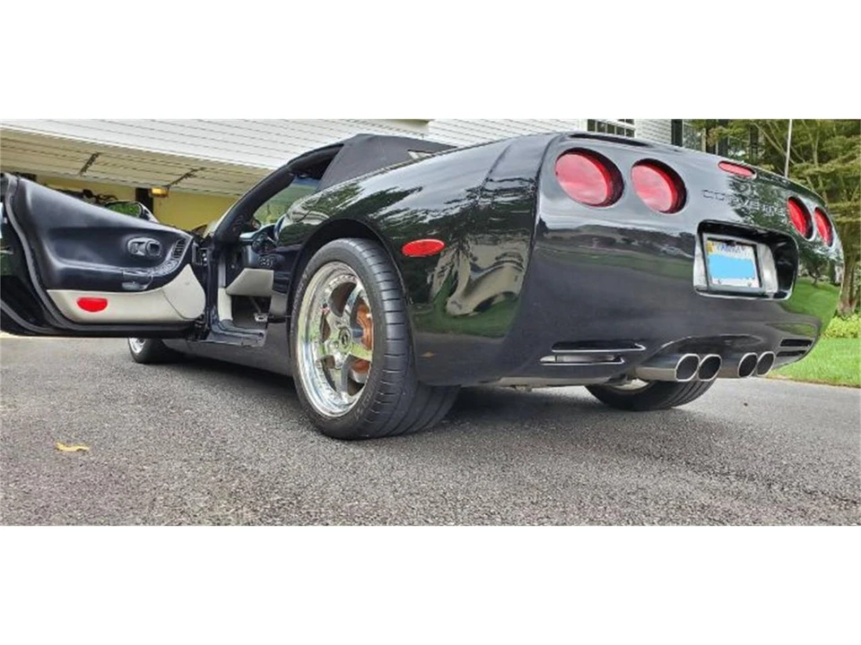 2001 Chevrolet Corvette C5 - Image 2 of 8