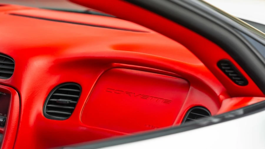 2001 Chevrolet Corvette C5 - Image 16 of 19