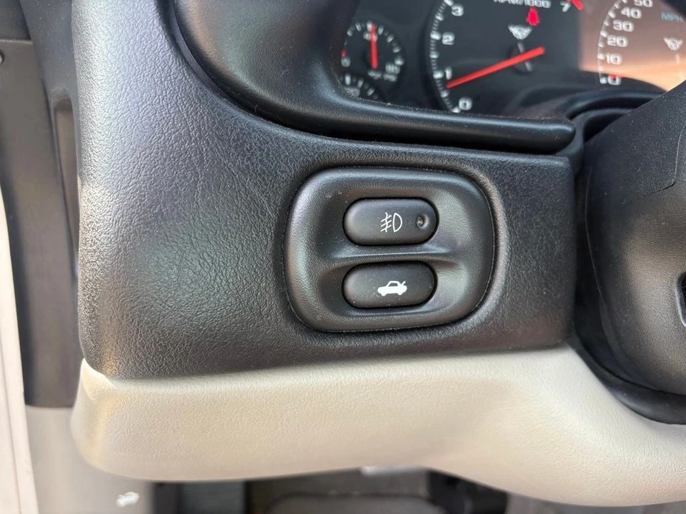 2001 Chevrolet Corvette C5 - Image 16 of 28