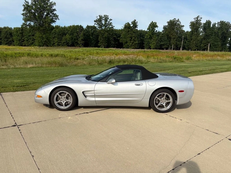 2001 Chevrolet Corvette C5 - Image 3 of 28