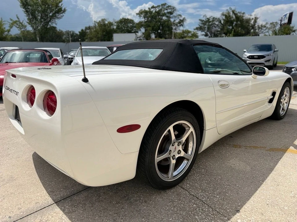 2001 Chevrolet Corvette C5 - Image 5 of 31
