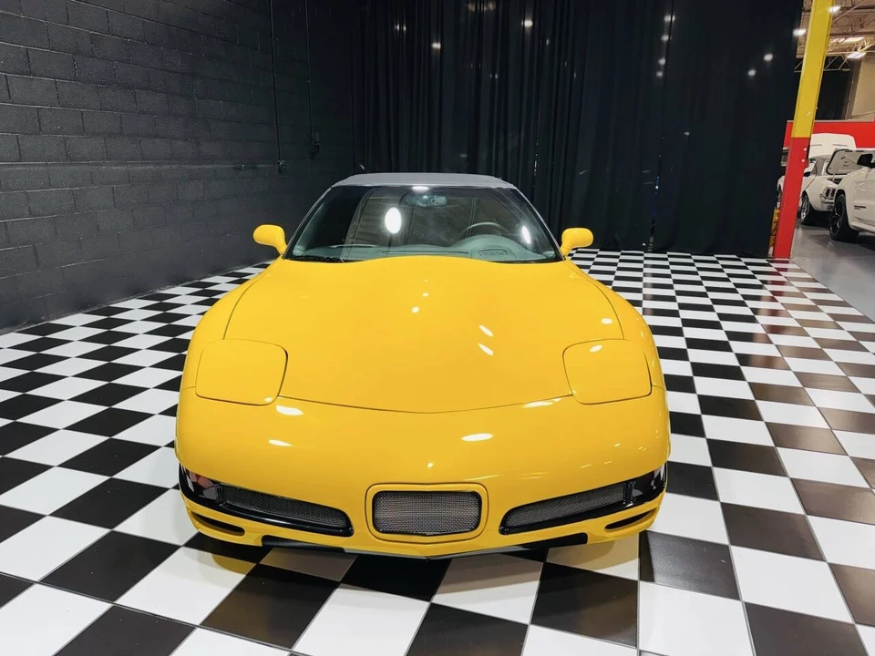 2001 Chevrolet Corvette C5 - Image 17 of 21
