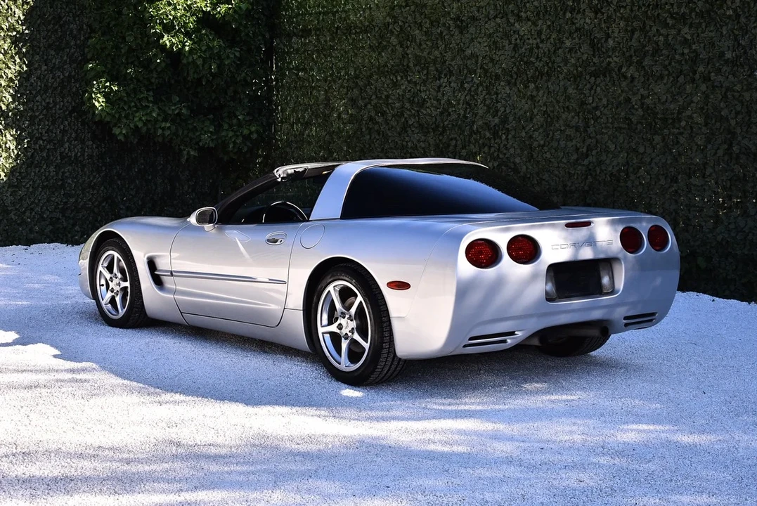 2026 Chevrolet Corvette - Image 15 of 30