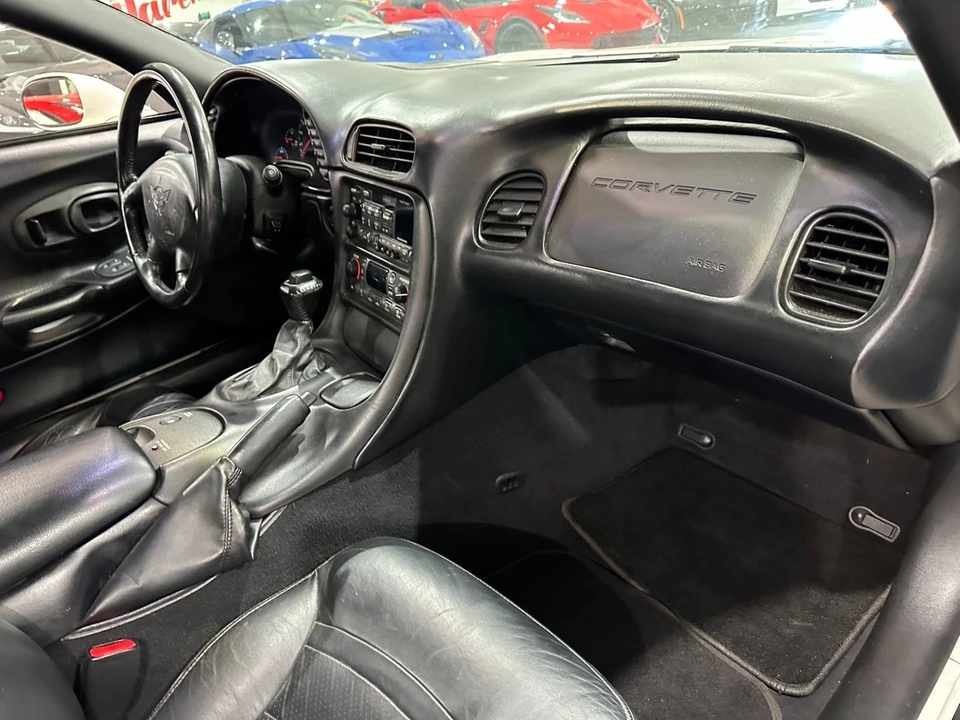 2001 Chevrolet Corvette C5 - Image 10 of 11