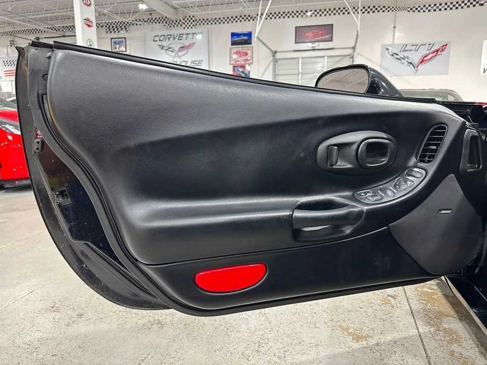 2001 Chevrolet Corvette C5 - Image 15 of 21