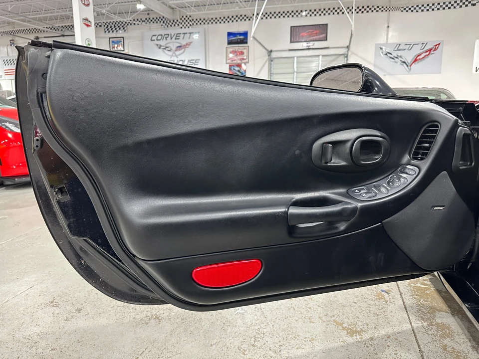 2001 Chevrolet Corvette C5 - Image 14 of 31