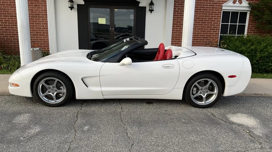2001 Chevrolet Corvette C5 - Image 12 of 13