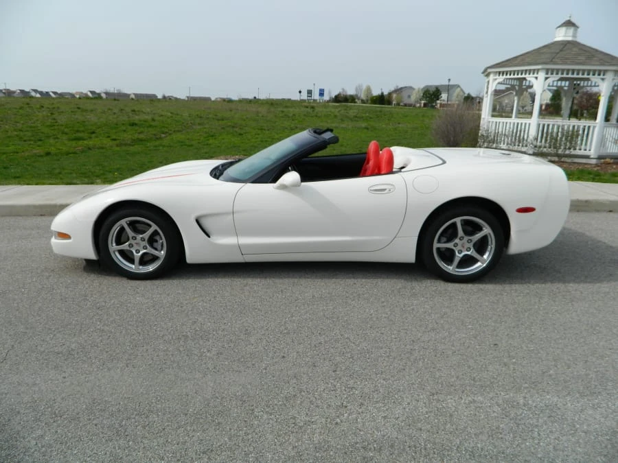 2001 Chevrolet Corvette C5 - Image 2 of 7