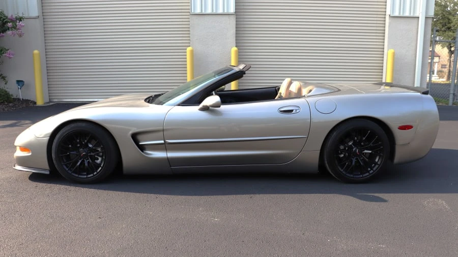 2001 Chevrolet Corvette C5 - Image 2 of 18