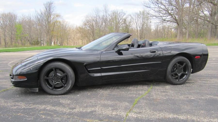 2001 Chevrolet Corvette C5 - Image 2 of 31