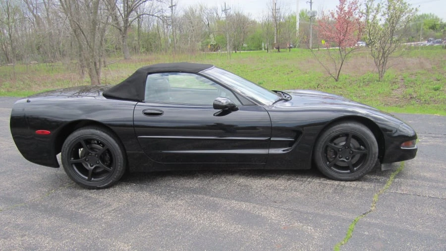 2001 Chevrolet Corvette C5 - Image 25 of 31