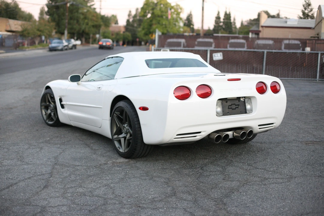 2001 Chevrolet Corvette C5 - Image 9 of 21