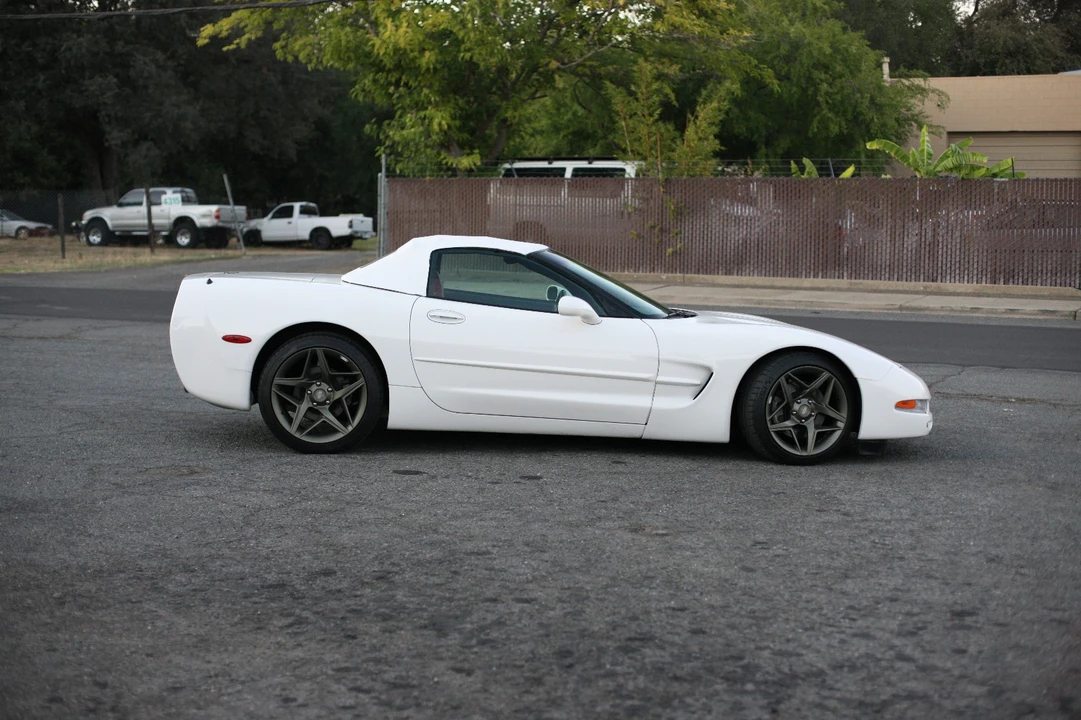 2001 Chevrolet Corvette C5 - Image 12 of 21