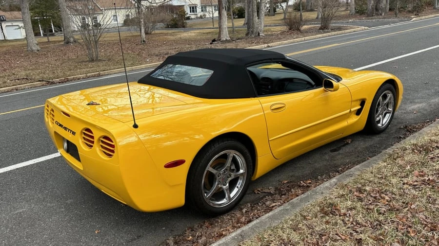 2001 Chevrolet Corvette C5 - Image 2 of 7