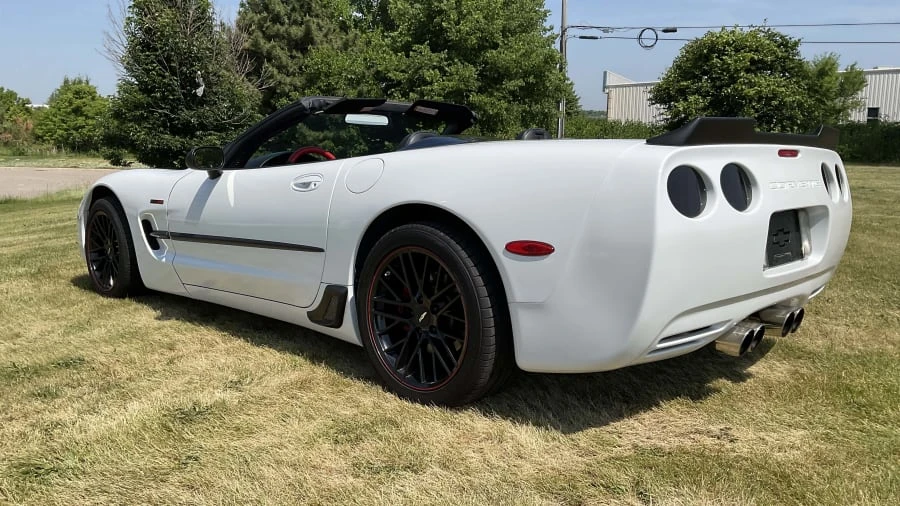 2001 Chevrolet Corvette C5 - Image 3 of 11