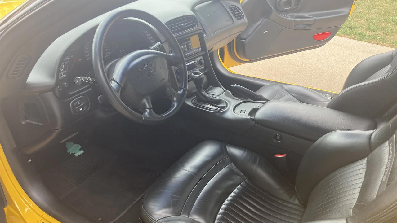 2001 Chevrolet Corvette C5 - Image 3 of 9