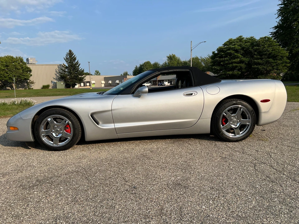 2001 Chevrolet Corvette C5 - Image 15 of 31