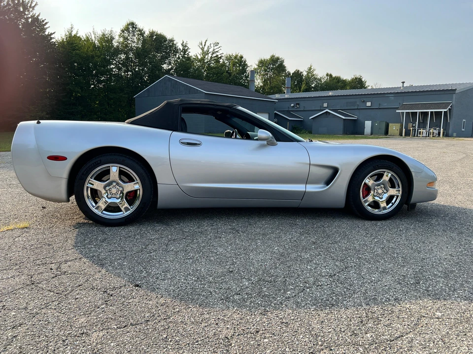 2001 Chevrolet Corvette C5 - Image 18 of 31