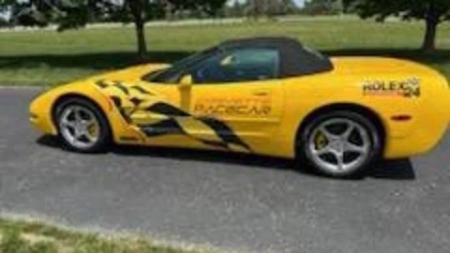 2001 Chevrolet Corvette C5 - Image 3 of 11