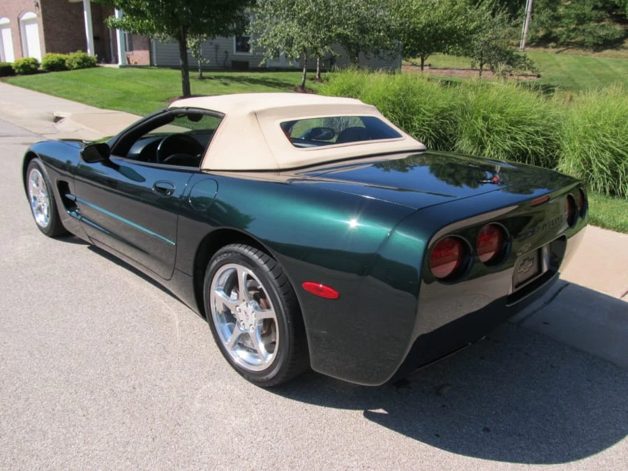 2001 Chevrolet Corvette C5 - Image 2 of 8