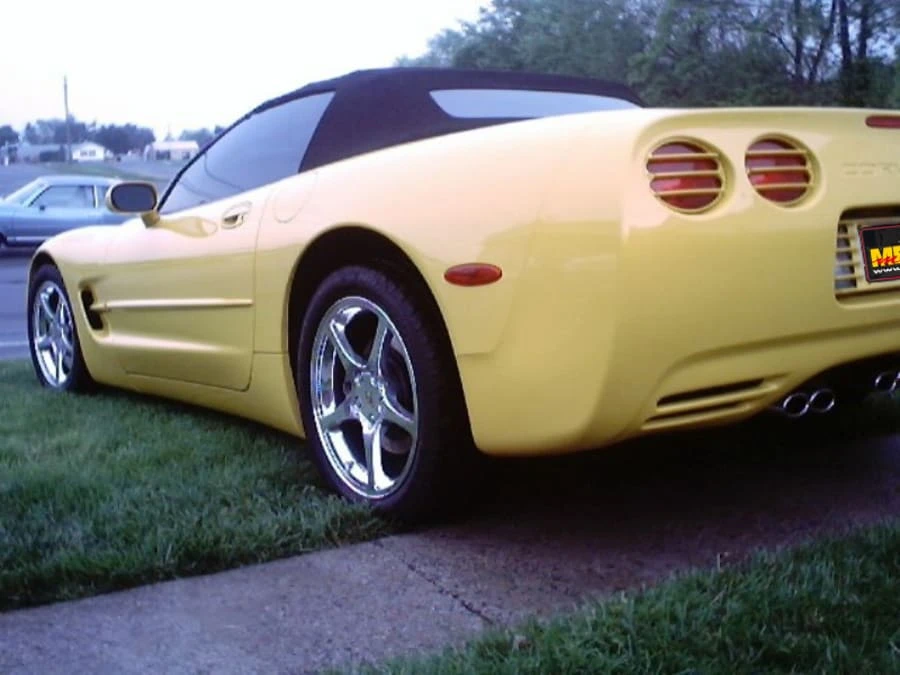 2001 Chevrolet Corvette C5 - Image 2 of 7