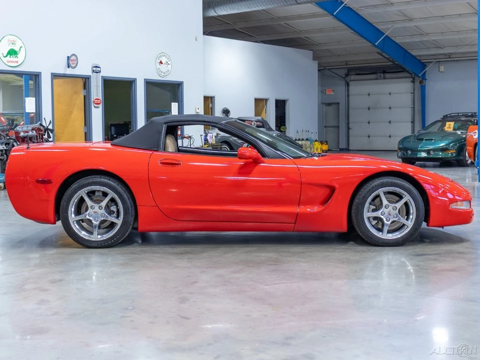 2001 Chevrolet Corvette C5 - Image 8 of 21