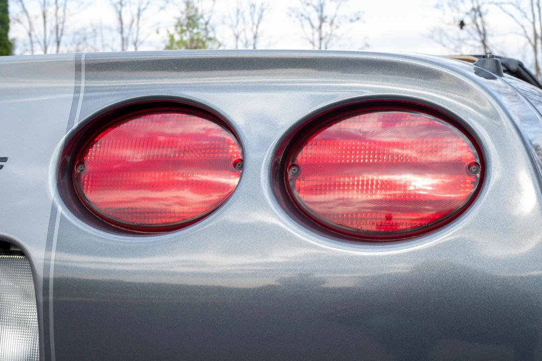 2001 Chevrolet Corvette C5 - Image 25 of 31