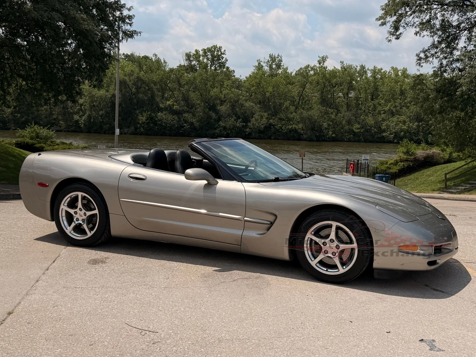 2001 Chevrolet Corvette C5 - Image 21 of 31