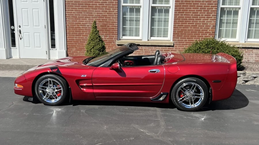 2001 Chevrolet Corvette C5 - Image 2 of 13