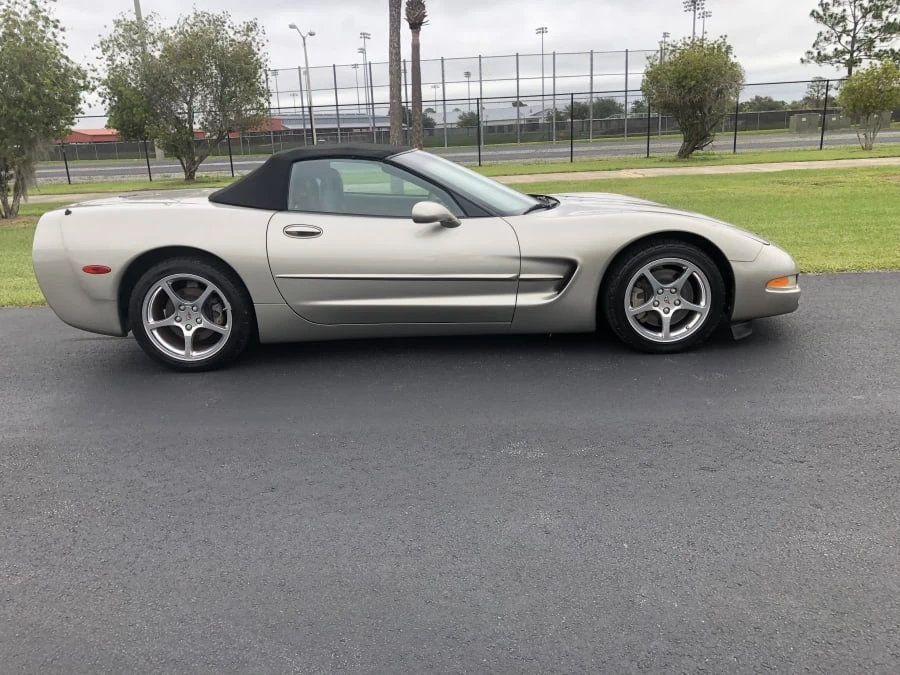 2001 Chevrolet Corvette C5 - Image 2 of 10