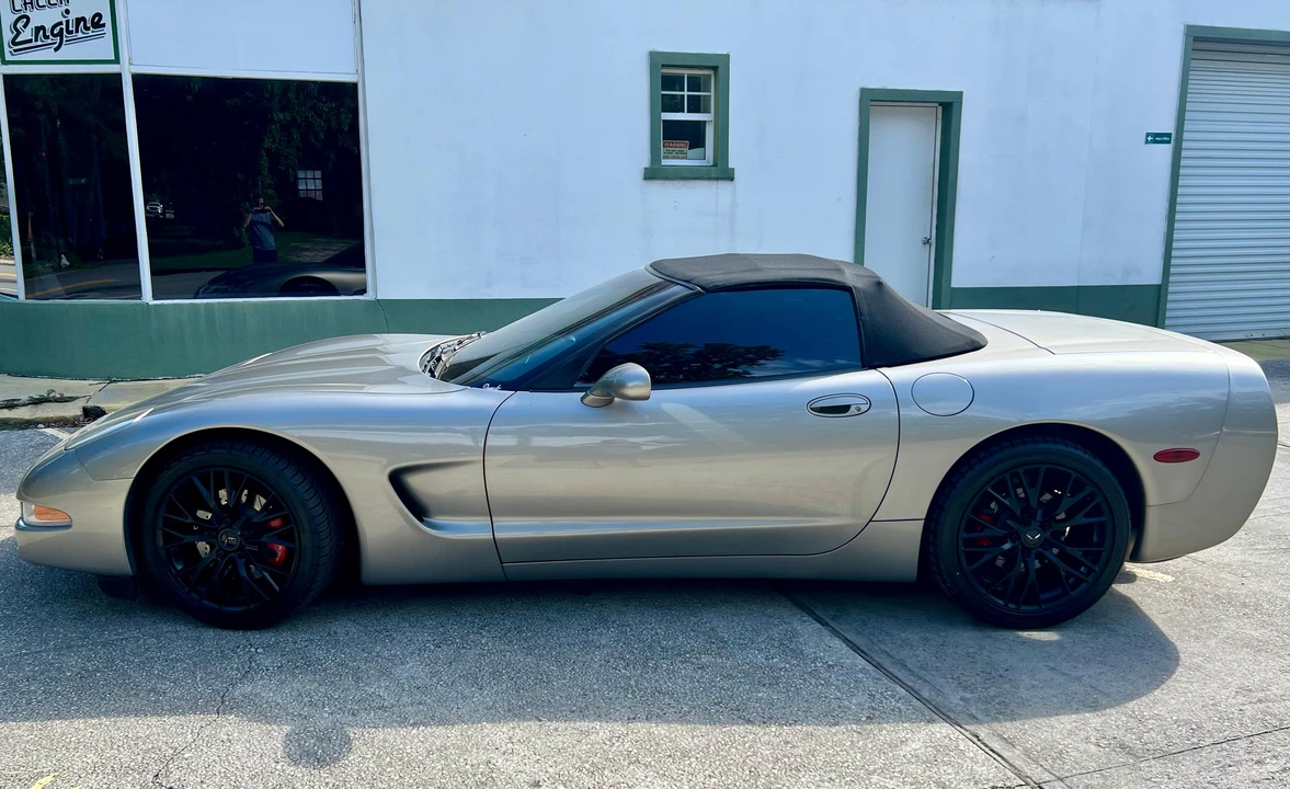 2001 Chevrolet Corvette C5 - Image 17 of 31