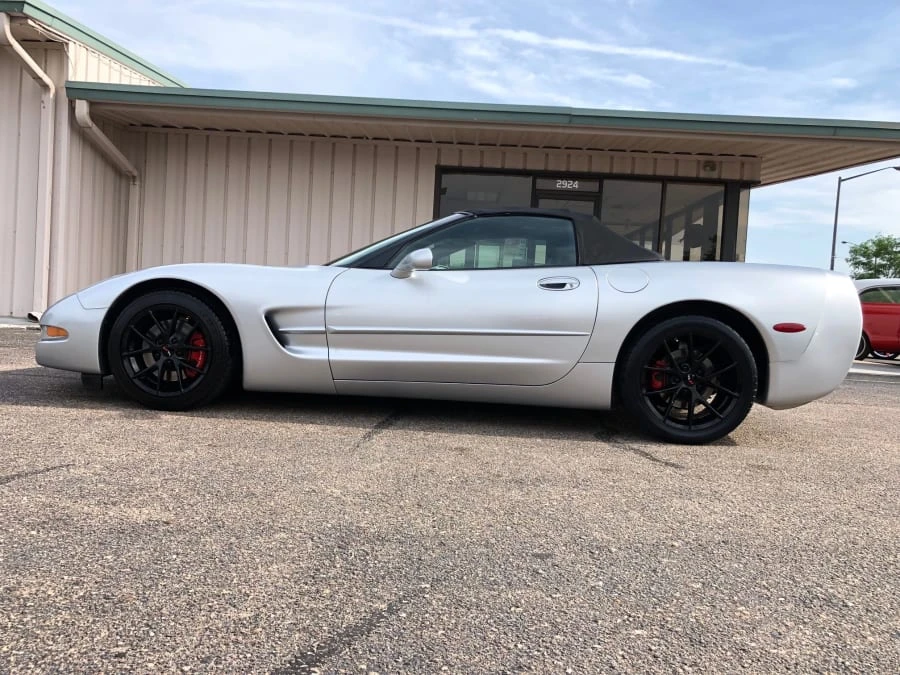 2001 Chevrolet Corvette C5 - Image 2 of 12