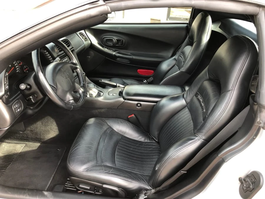 2001 Chevrolet Corvette C5 - Image 4 of 12