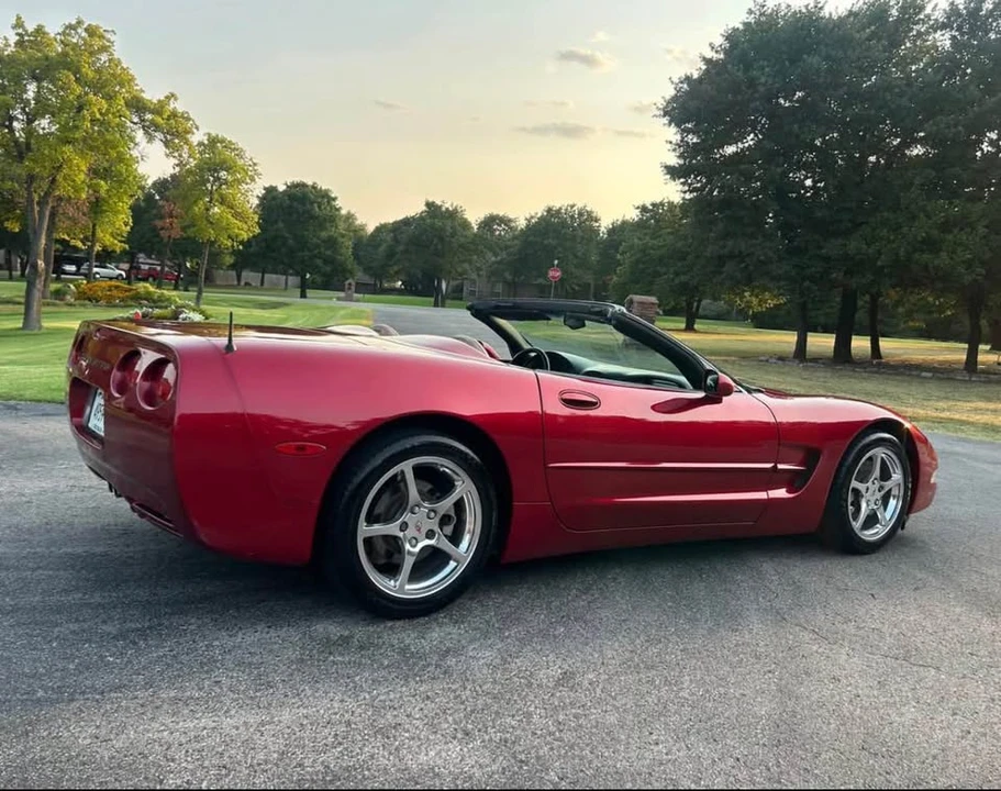 2001 Chevrolet Corvette C5 - Image 12 of 16