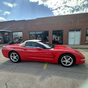 2001 Chevrolet Corvette Convertible 2D