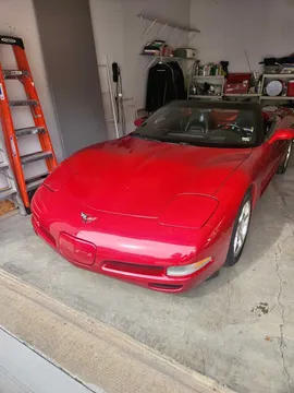 2001 Chevrolet Corvette Convertible 2D